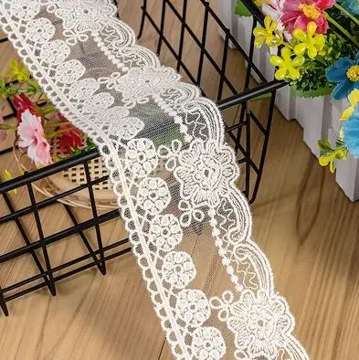 

1 ярда в ширину: 6 см Цветочная вышитая кружевная модная винтажная Лолита кружева для украшения одежды (искусственная кожа)