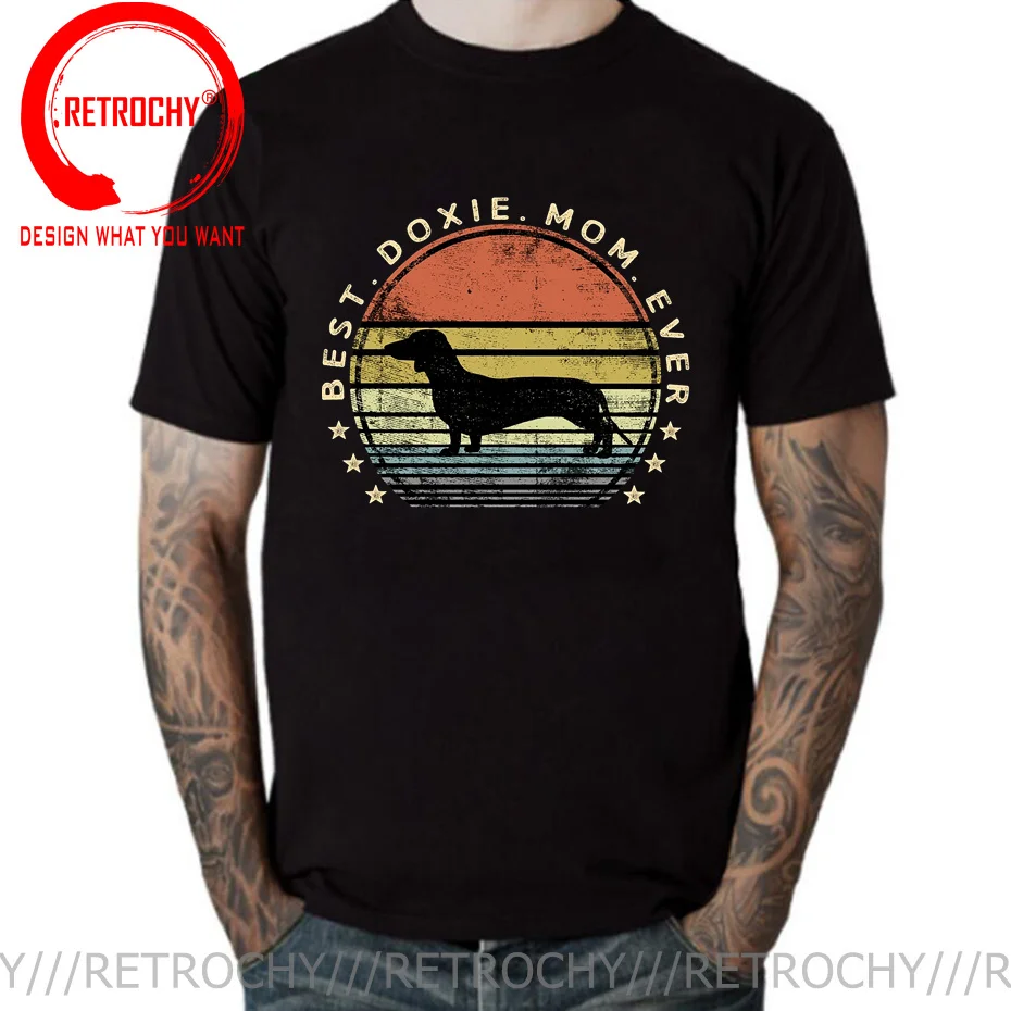Doxie Dachshund Shirt Retro Vintage Cool Wiener Dog Mom Dad Weenie Mama Regalo Divertente Per Cucciolo Pet Lover Owner Womens Mens T-Shirt