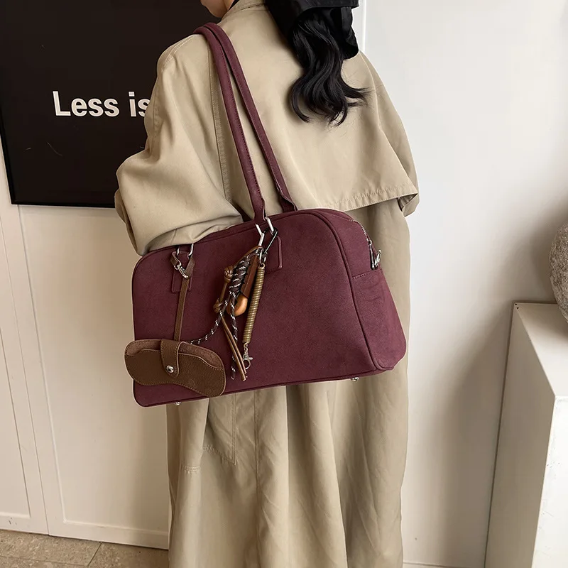 Women Suede Shoulder Bag Autumn and Winter Vintage Large Capacity Tote Bags Casual Shopper Commuter Bag Retro Handbags Purse