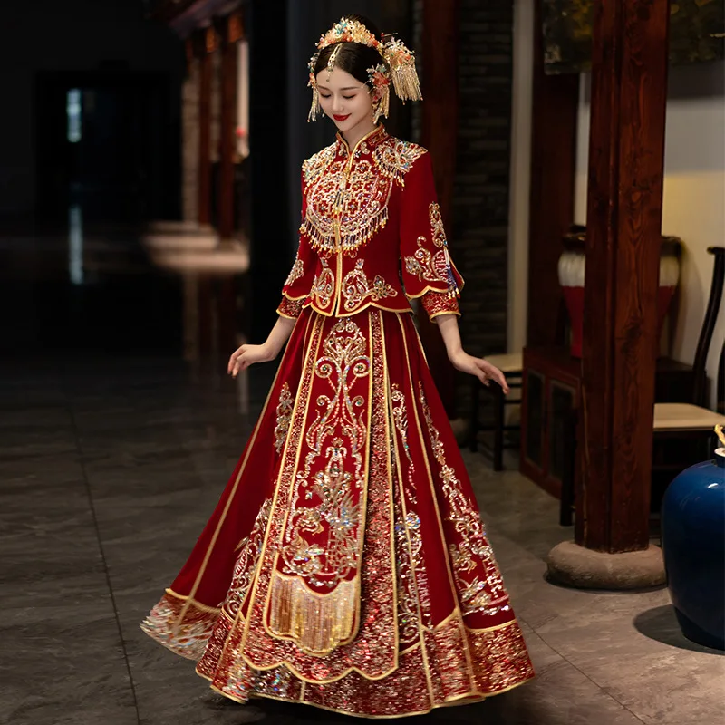 Vintage Elegent Modern Asian Red Velour Embroidery Clothing Traditional Chinese Style Bride Wedding Dress Toast Cheongsam