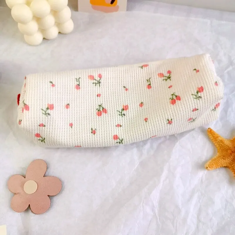 Pencil Case Kawaii Floral Fresh Style Small Flowers Pencil Bag Cute Simple Pen Bag Storage Bags School Supplies Stationery Gift