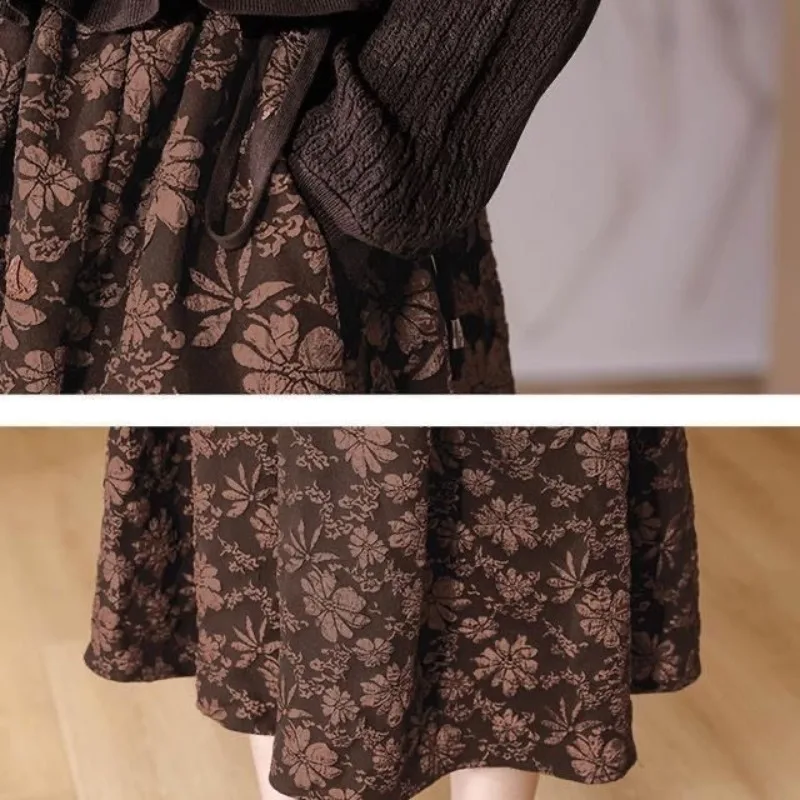 Spring and Autumn Women\'s Spliced Long Sleeve Round Neck Loose Knitted Underlay Drawstring Waistband Fashion Vintage Dress