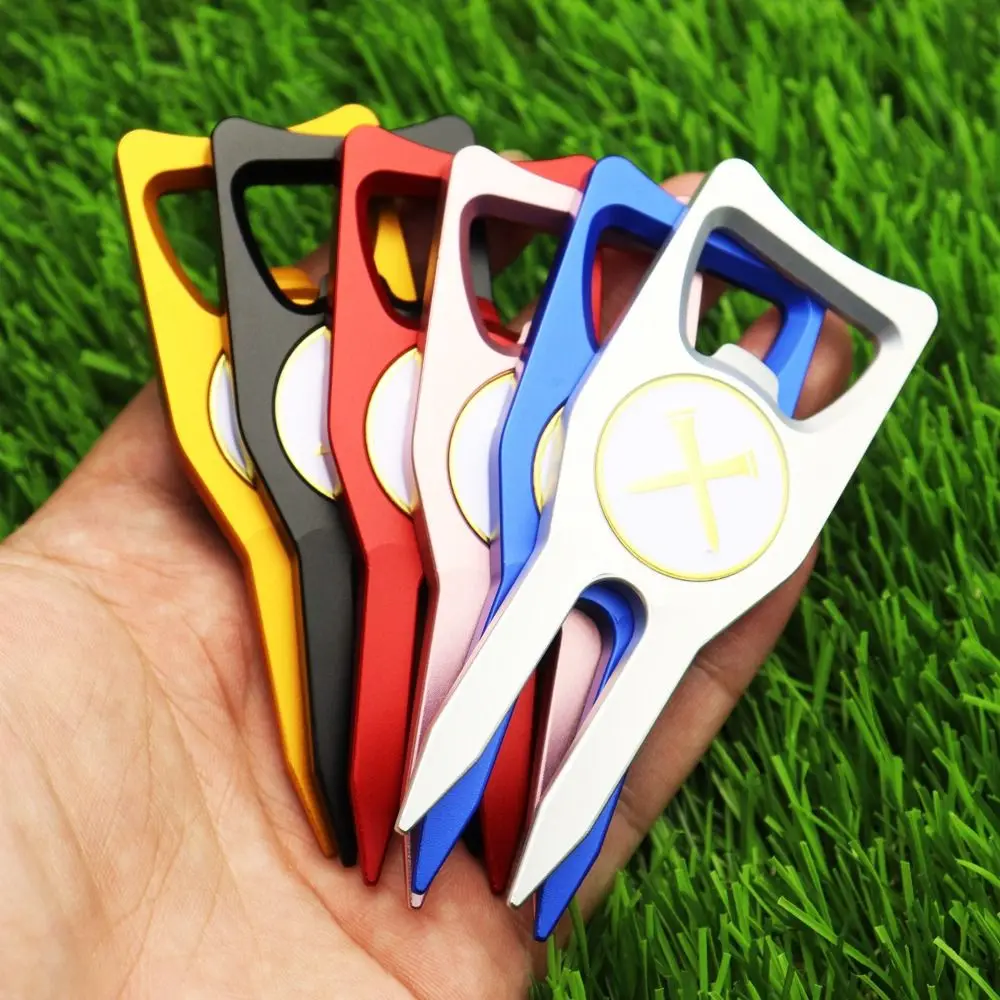 6-in-1 골프 볼 포크 병따개 마그네틱 골프 포크 마커 탈부착 가능한 잔디 수리 도구 골프 그루브 클리너 모자 클립
