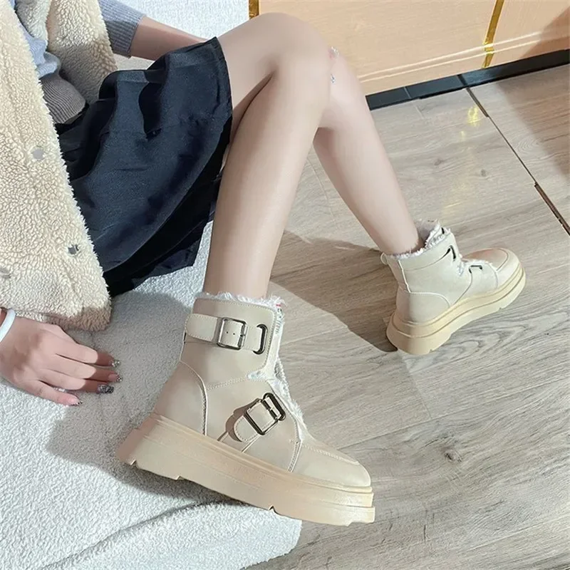 

Зимние новые утепленные Красивые Зимние сапоги в стиле ins женская повседневная обувь с Плюшевым Мехом из хлопка модные корейские универсальные короткие сапоги