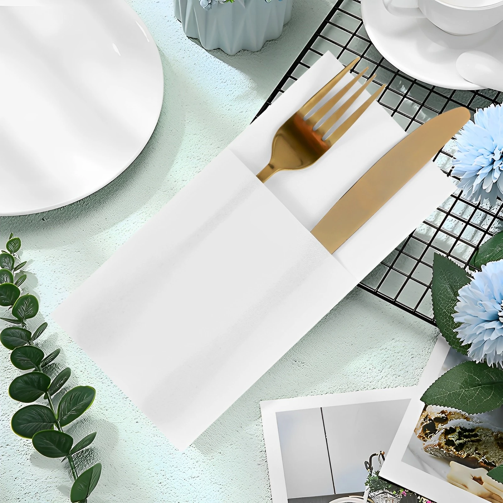 50Pcs Table Dinner Napkins with Built-in Flatware Pocket Prefolded Cloth Reusable Paper Napkins for Wedding Dinner Banquets