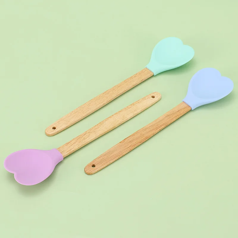 Pink Love Silicone Spatula Kitchen Multi-purpose Kitchen Utensils Long Handle Shovel Dessert Egg Making Cake Baking Tool