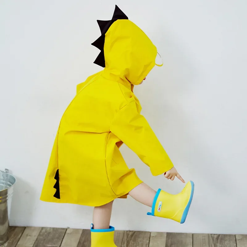 

Cute Dinosaur Polyester Baby Raincoat Outdoor Waterproof Rain Coat Children Impermeable Poncho Boys Girls Rain Jacket Yellow