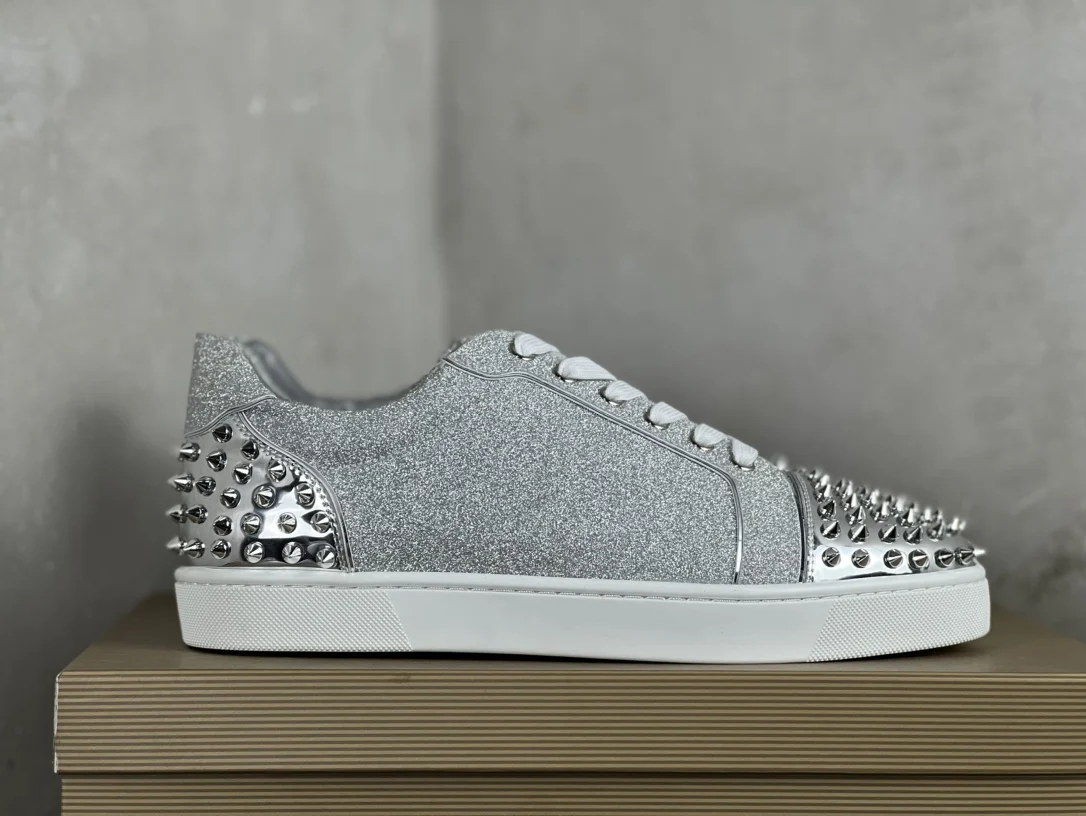 Fashion  Silver Men Woman Flat Heel Loafer Shoes Spike Toe Sneakers Female Male Sports Casual Single Shoes 6