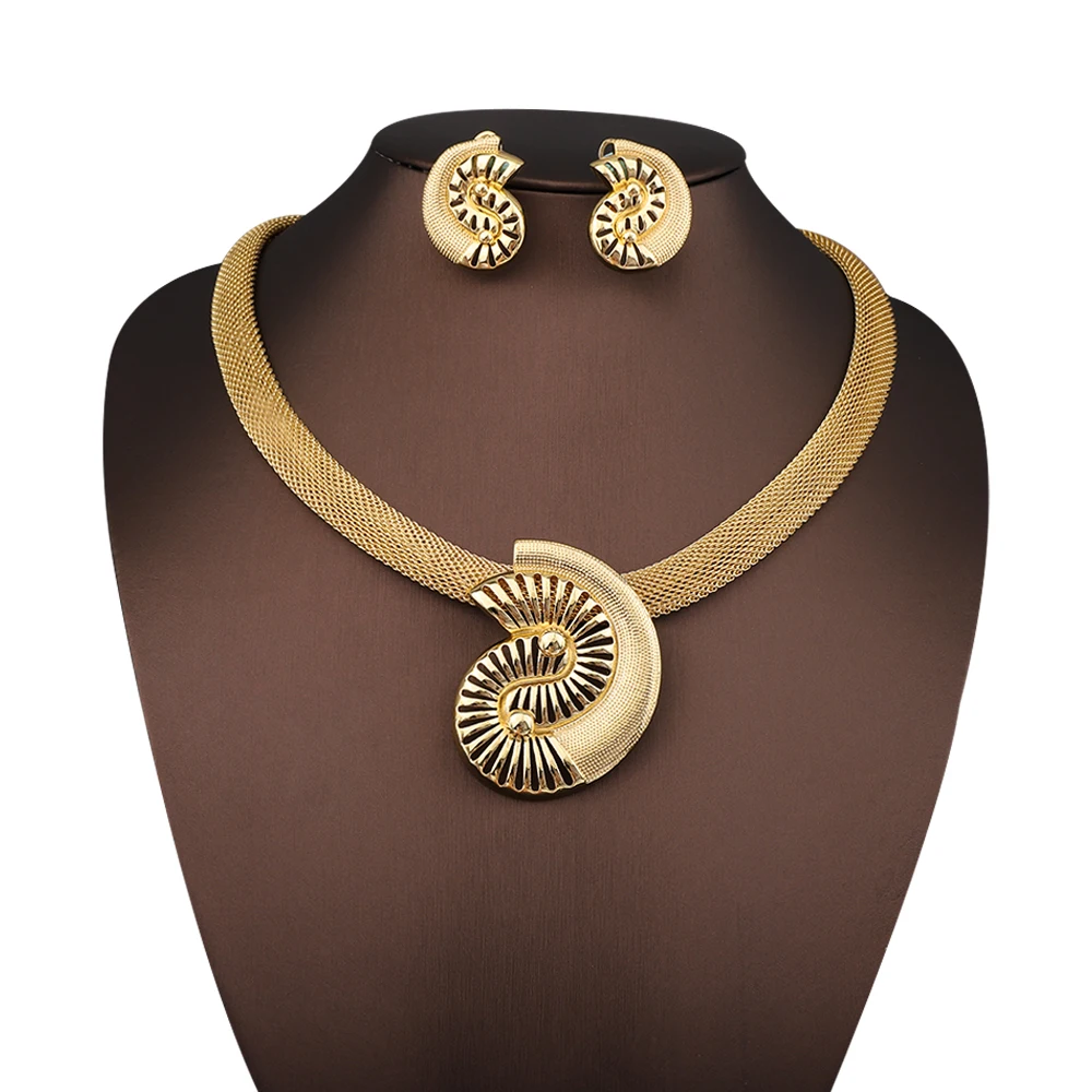 

American Exaggerated Wide Necklace Charming Earrings with Conch Shape Design Women's Wedding Accessories Birthday Gift