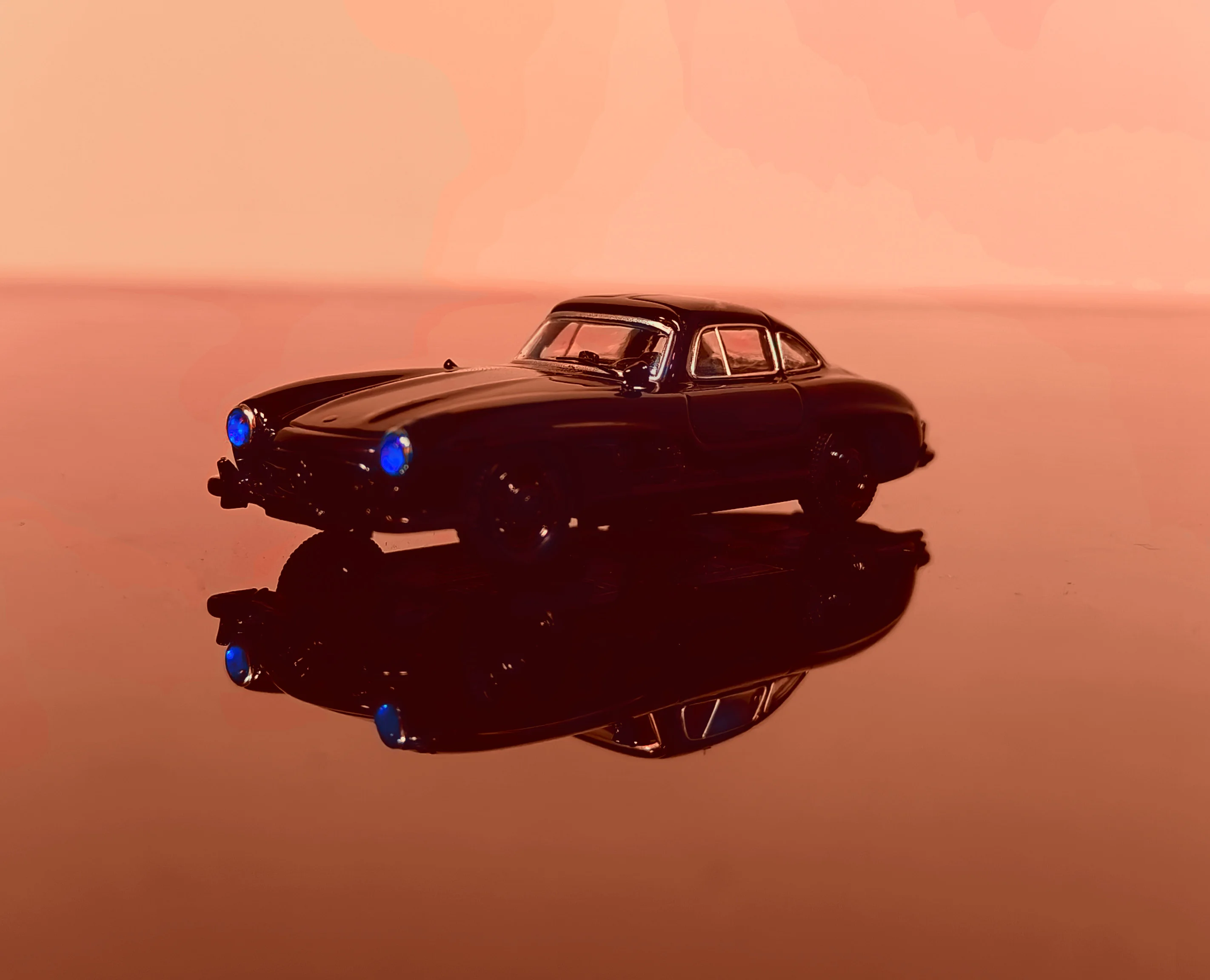 

** Предзаказ ** Seeker 1:64 300SL Ghost светильник черная литая модель автомобиля
