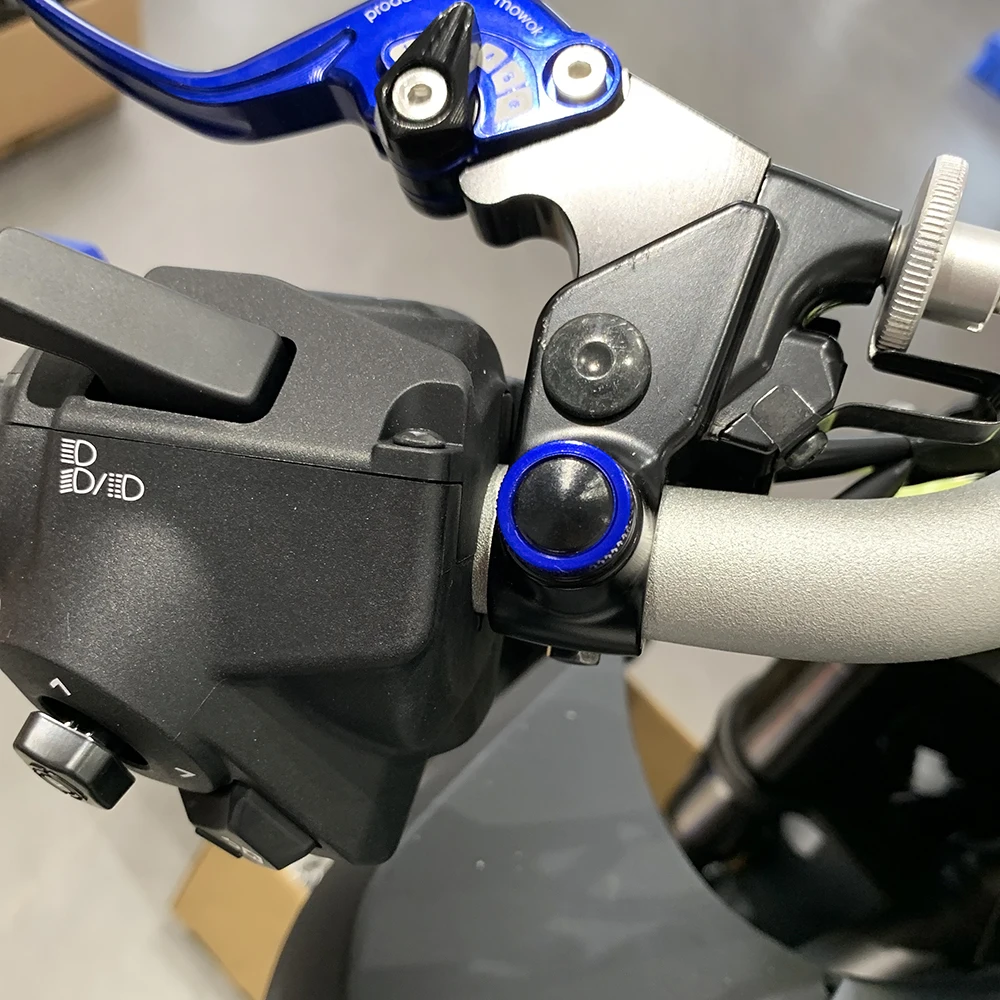 2026 Für Yamaha MT09 SP MT07 MT 07 09 10 125 MT10 MT25 FZ09 FZ07 Motorrad Spiegel Lochstopfen Schrauben Bolzen MT-07 MT-09 Zubehör – Detail 2