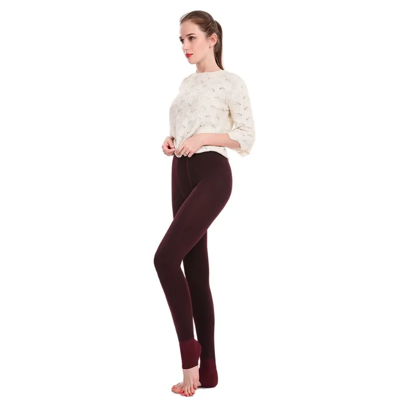 Wearing autumn and winter pearl velvet with 200g thickened plush insulation for women\'s integrated foot socks and pants
