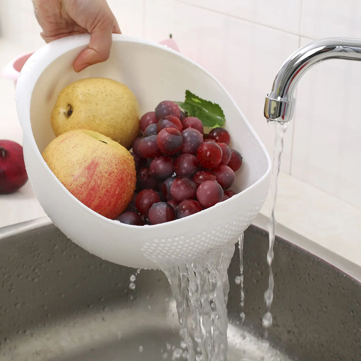 1pc-Rice Filter Vegetable and Fruit Cleaning Bowl - A Kitchen Water Filter Used for Cleaning and Draining Food