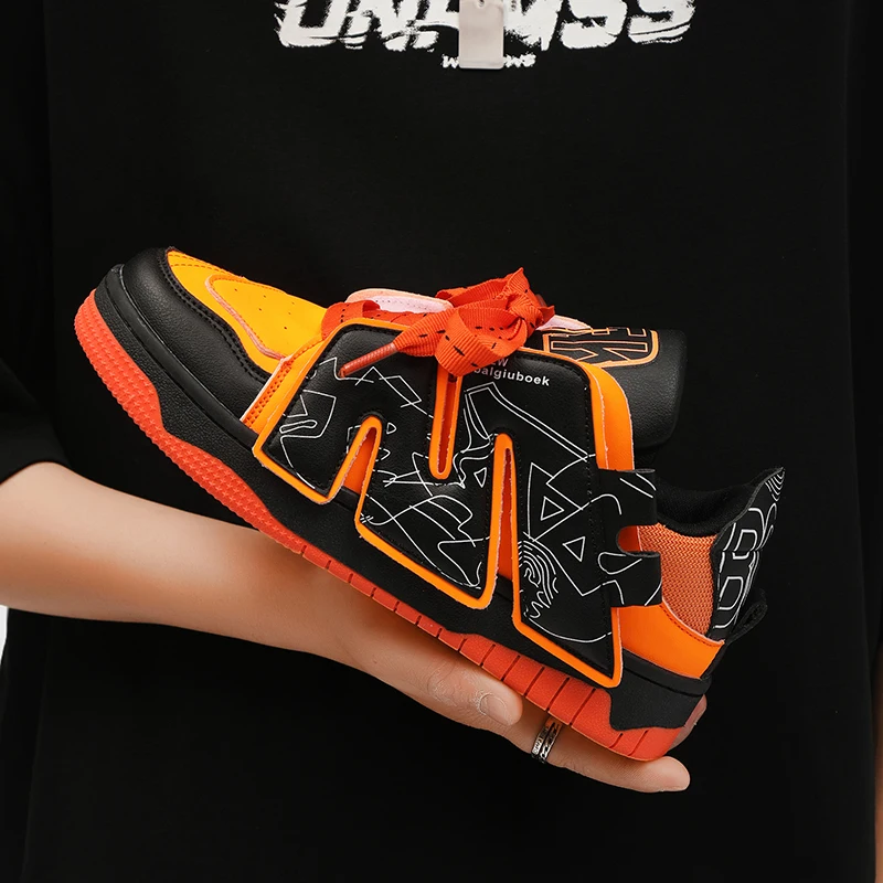 Spring New Men's and Women's Board Shoes Bread Shoes Thick Sole Fashion Brand Elevated Couple Street Style Breathable Shoes