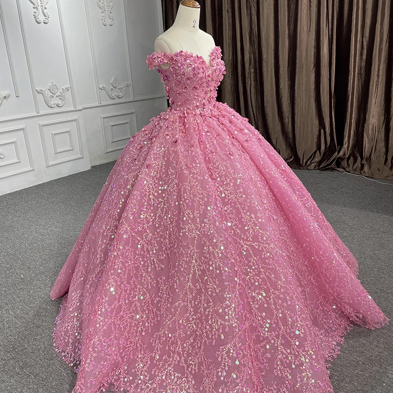 Рисунок 3 - Роскошное пышное платье из органзы;