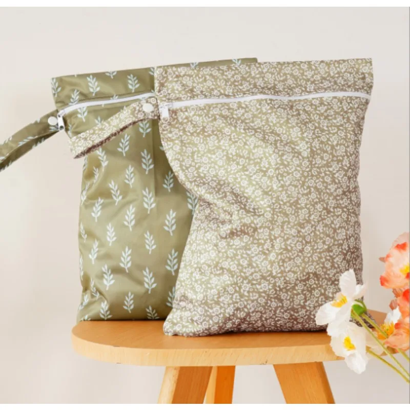 2 개/대 기저귀 기저귀를위한 재활용 PUL Wetbag 재사용 가능한 방수 기저귀 가방 26cm x 36cm