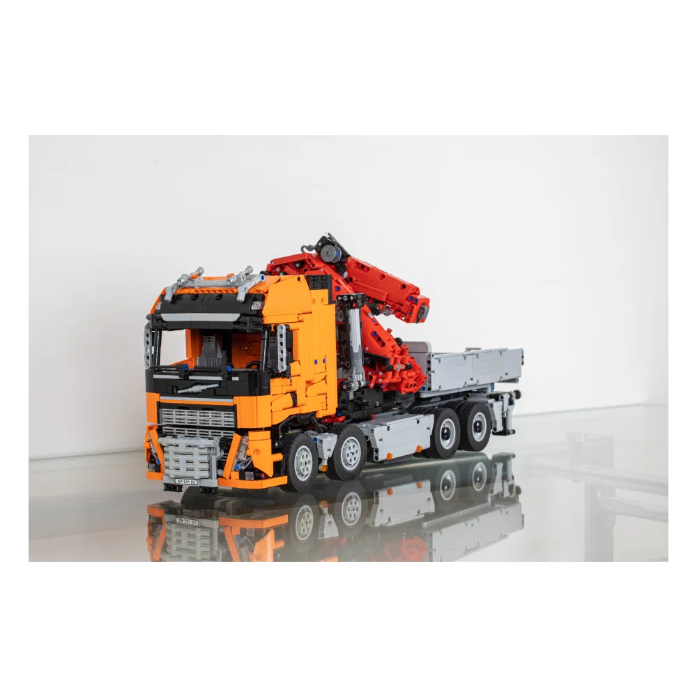 

MOC-118230 FH16 750 8x6 with Crane of Sthrom Building Block Model Spliced Electric Toy Puzzle Kids Gift