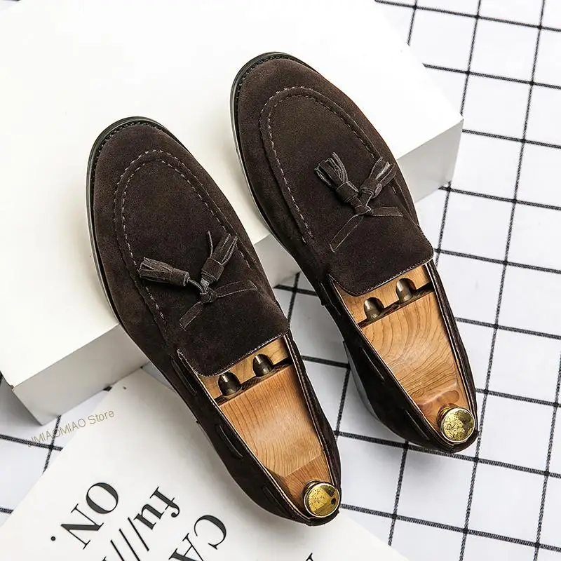 New Designer Men Flats Shoes Zapatos De Hombre Men Suede Leather Shoes Casual Male Driving Shoes