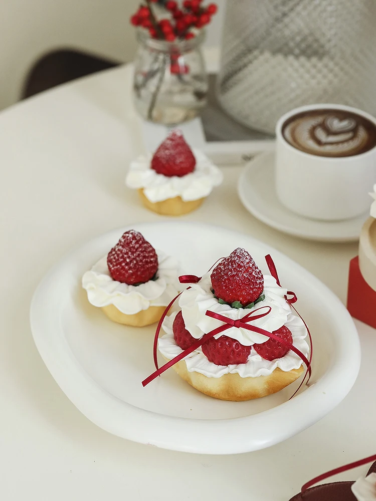 Reatic Stberry Tart Cr Cake Model Photoaphy Prop Window Display Decoration Ornament Fruit Tart Simulation