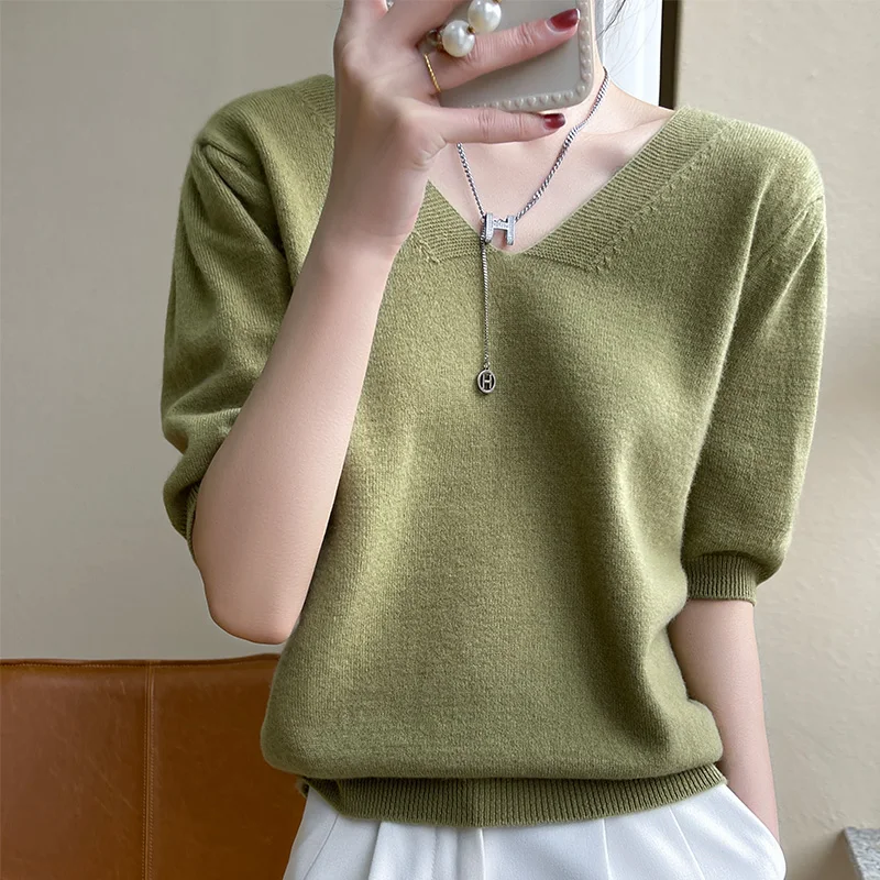

Spring and Summer New Pure Wool V-neck Knitted Short-sleeved Women's Thin T-shirt Half-sleeved Sweater Pure Color Versatile