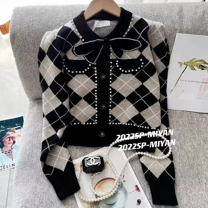 

2024 Women Diamond Sweaters New Spring Outerwear Autumn Knitting Shirt Coat Knitted Cardigan Design Tops Knitwear Jacket