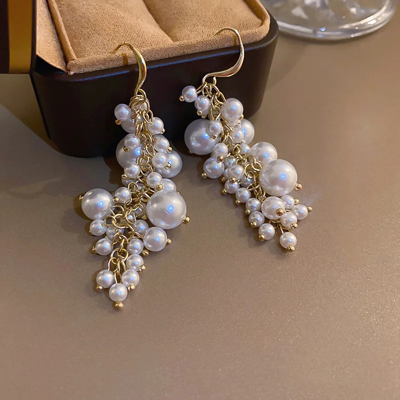 Vintage Pearl Tassel Earrings for Women New Design Temperament Ear