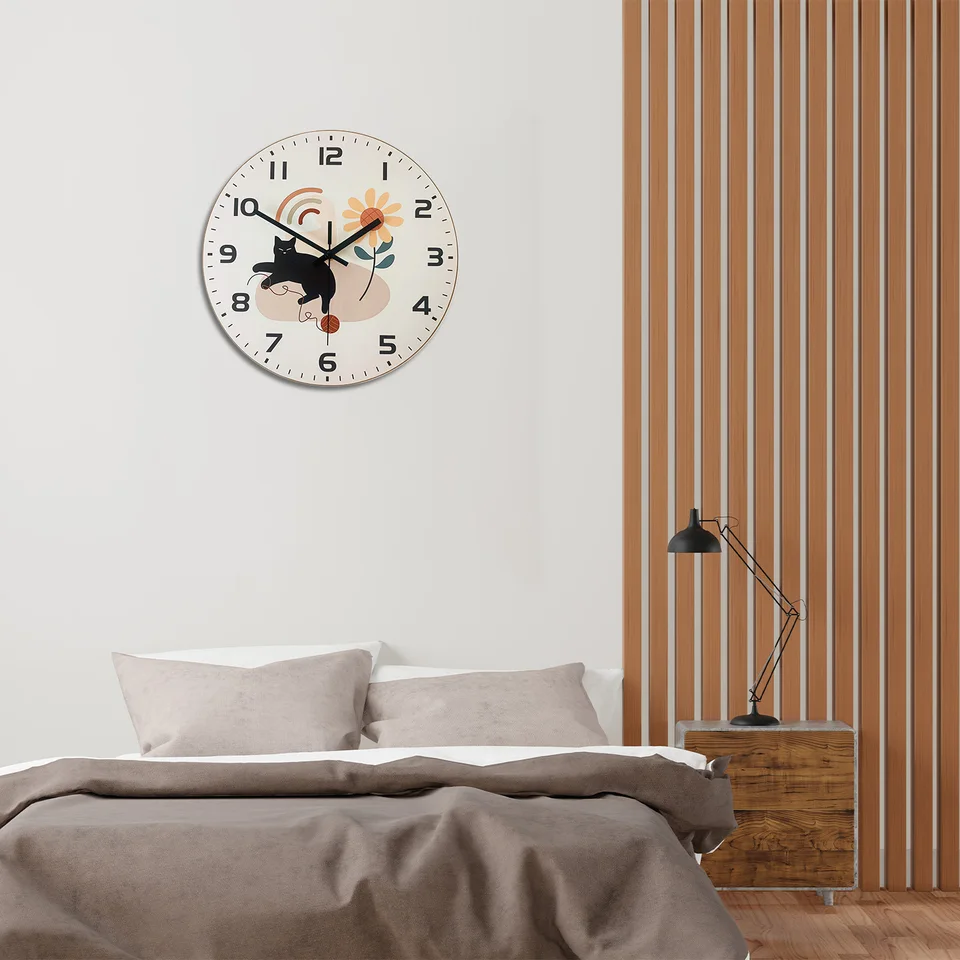 VAPOKF Orologio da parete silenzioso con gatto sdraiato sul tavolo, funzionamento a batteria, orologio da parete silenzioso per camera da letto, soggiorno, cucina, ufficio, decorazione artistica