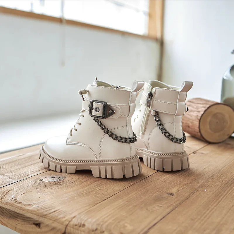 어린이 가을 겨울 짧은 면 부츠 따뜻한 영국 스타일 소년 가죽 부츠 부드러운 밑창 부츠 소녀 학생 체인 앞면 레이스업