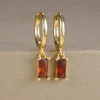 87238-b21b36.jpg Boucles d'oreilles carrées suspendues en acier inoxydable, 2 pièces, pierre d'anniversaire de décembre, chaîne en zircone cubique, fleur, bijoux de perçage