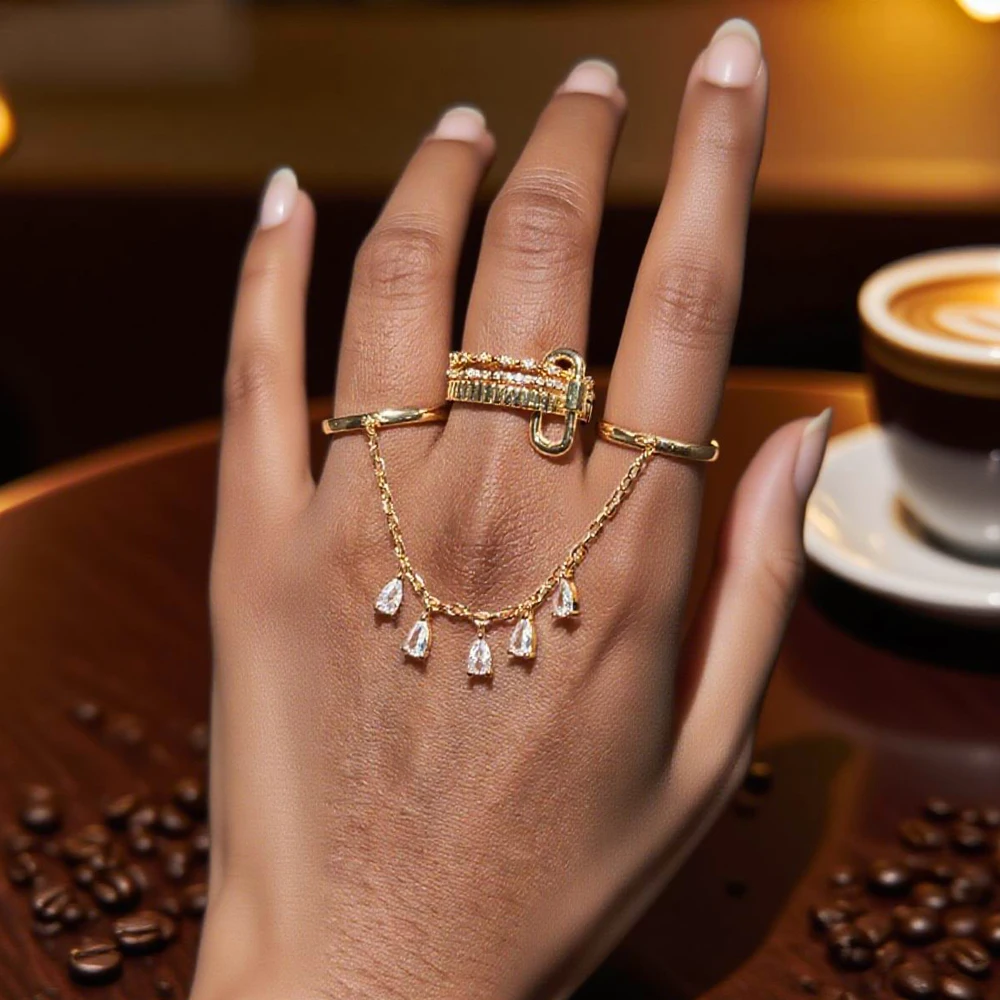 1 Piece Personalized Water Drops Tassel Link Chain Ring Fashion Style Bling Zirconia Gold Color Evening Finger Ring Jewelry