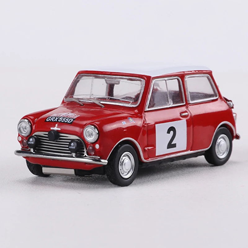 La Mini Cooper Austin Police miniature de Dinky Toys England au 1/43e