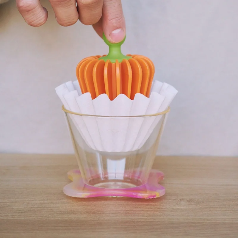 Coffee Filter Paper Assistant For Cake Filter Cup 155 Paper Food Grade PP Material Pressure Dispenser
