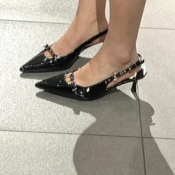 2023 New Temperament Black Pointy Kitten with Fine Heel One-line Buckle Buckle Female Summer Sandals