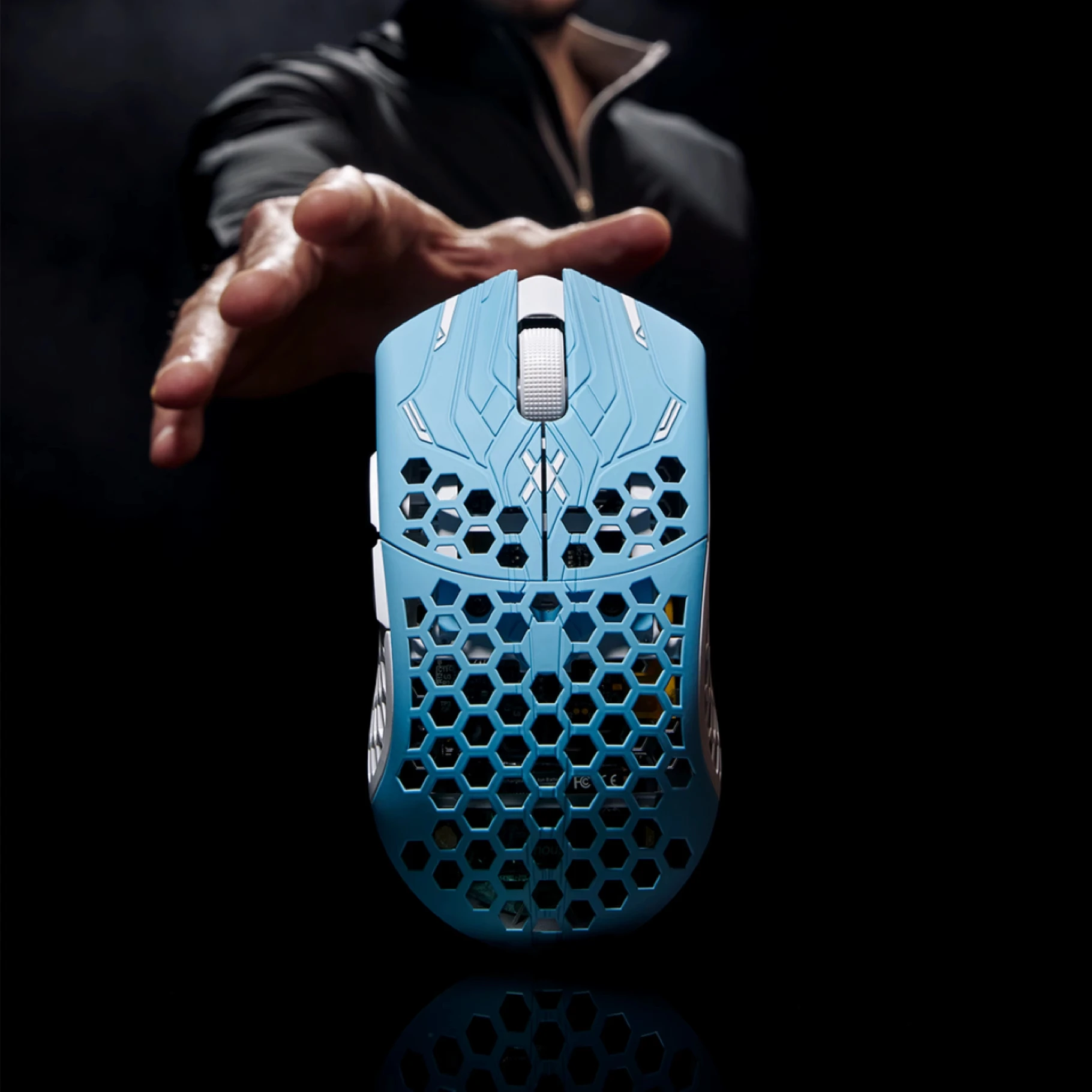 Finalmouse UltralightX ULX Wireless Mouse Tarik Mixed Carbon Fiber 