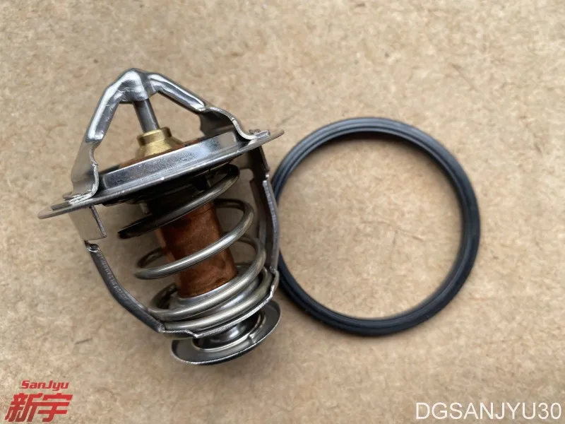 PAJERO V26V36V46V76V66V86V96 L200 K57K77 4M40 4M41 ENGINE THERMOSTAT ME200262 ME191593 76.5&deg;C engine coolant thermostat