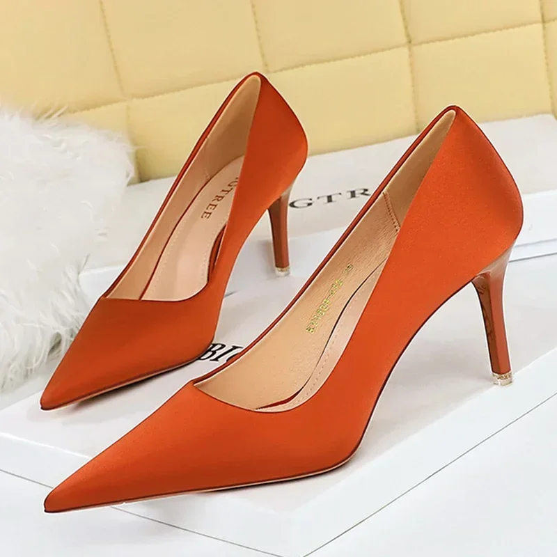 Women 7.5cm 10.5cm High Heels Daily Retro Party Pumps Lady Concise Holiday Dress Low Heels Elegant Formal Satin Drag Queen Shoes 2