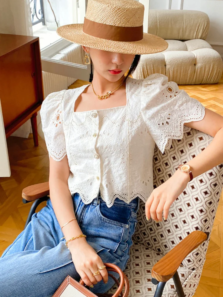 

GypsyLady Elegant Chic Floral Emboridery Blouse Shirt Beige Cropped Summer Women Blouse Hollow Out Puff Sleeve Ladies Top Blusas