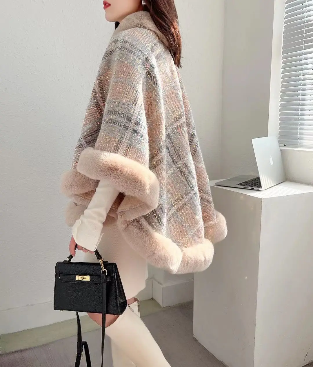 15 Korean Striped Fur Collar Warm Streetwear Shawl Coat With Hat Women Winter Velvet Thicken Knitted Loose Sequin Poncho Capes janevini bling gold sequin jacket with beading tulle lady wedding capes wraps bridal shoulder bolero formal dress evening shawl