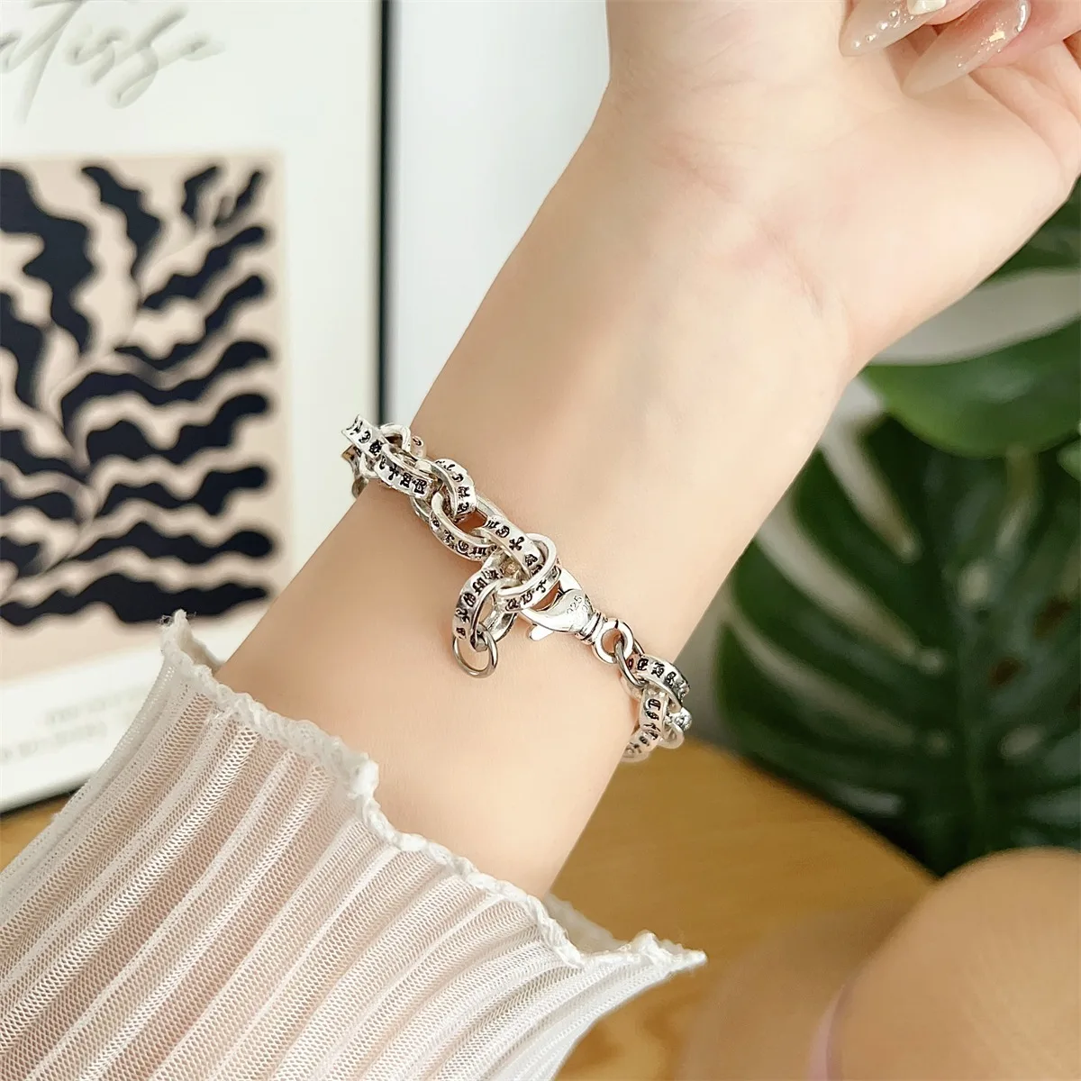 Watch Band For iWatch 42/44/45/46/49mm 38/40/41mm Metal Fashion Watch Strap For Watch Series Ultra2 Series 10/9/8/7/6/5/4/3/2/1_voghion.com