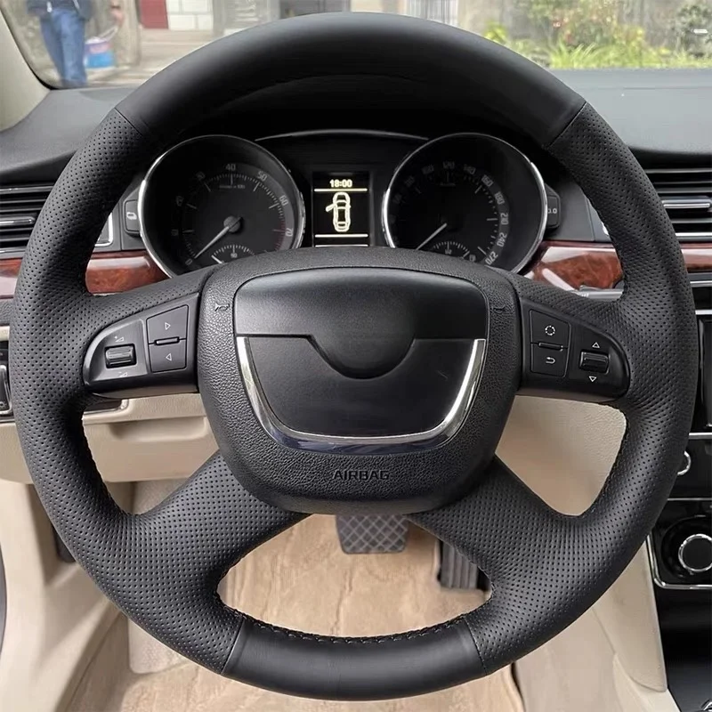 DIY Lenkradbezug Kunstleder atmungsaktiv für Skoda Octavia A5 Superb 2012 2013, Flechtbezug für Skoda-Lenkrad