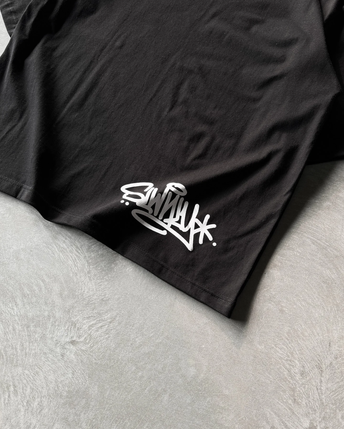 Casual Oversized Cotton T-Shirt - Unisex Round Neck Hip Hop Fashion