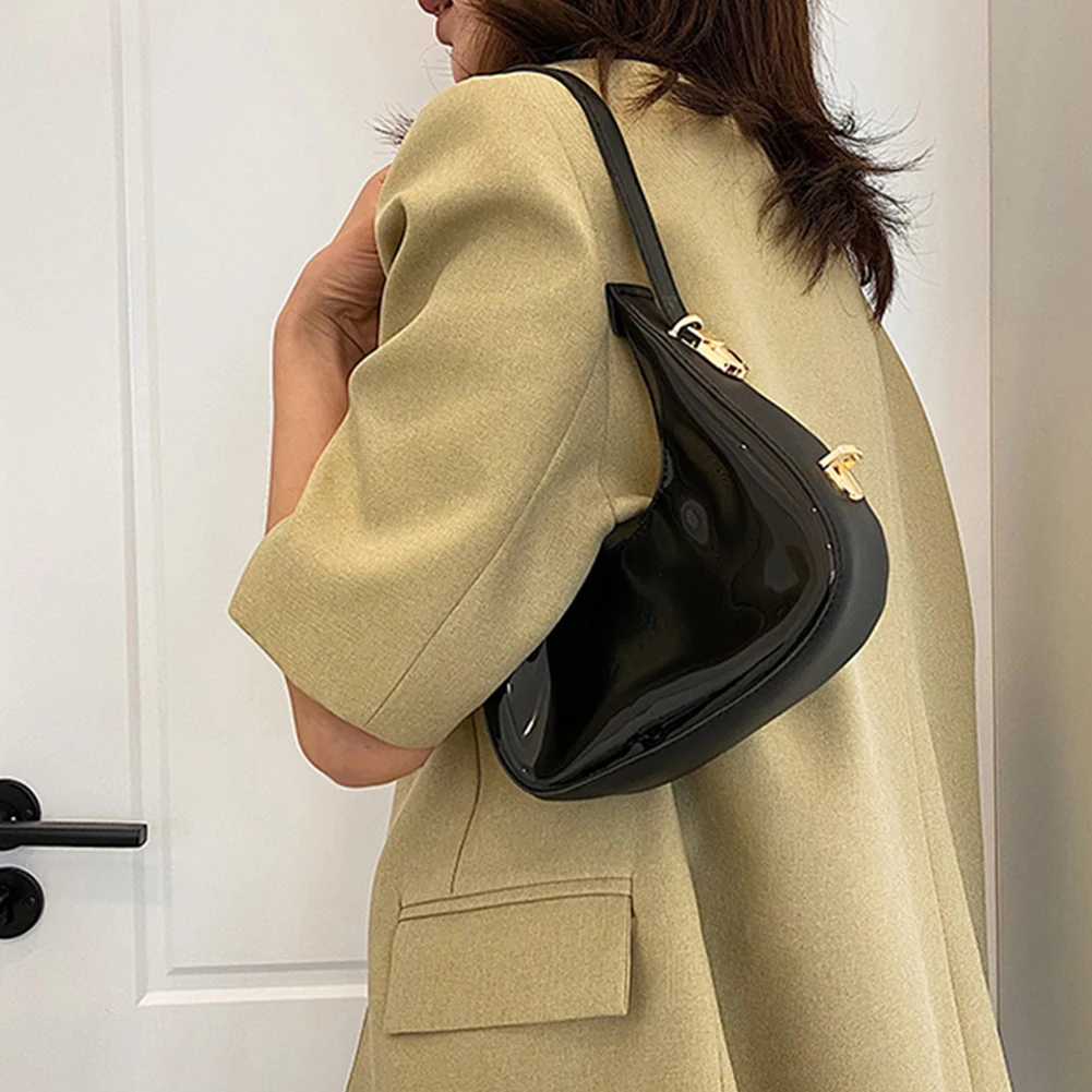 Borsa a mezzaluna Totes PVC trasparente trasparente Summer Women Jelly Underarm Borse Moda semplice hobo per ascella femminile_voghion.com