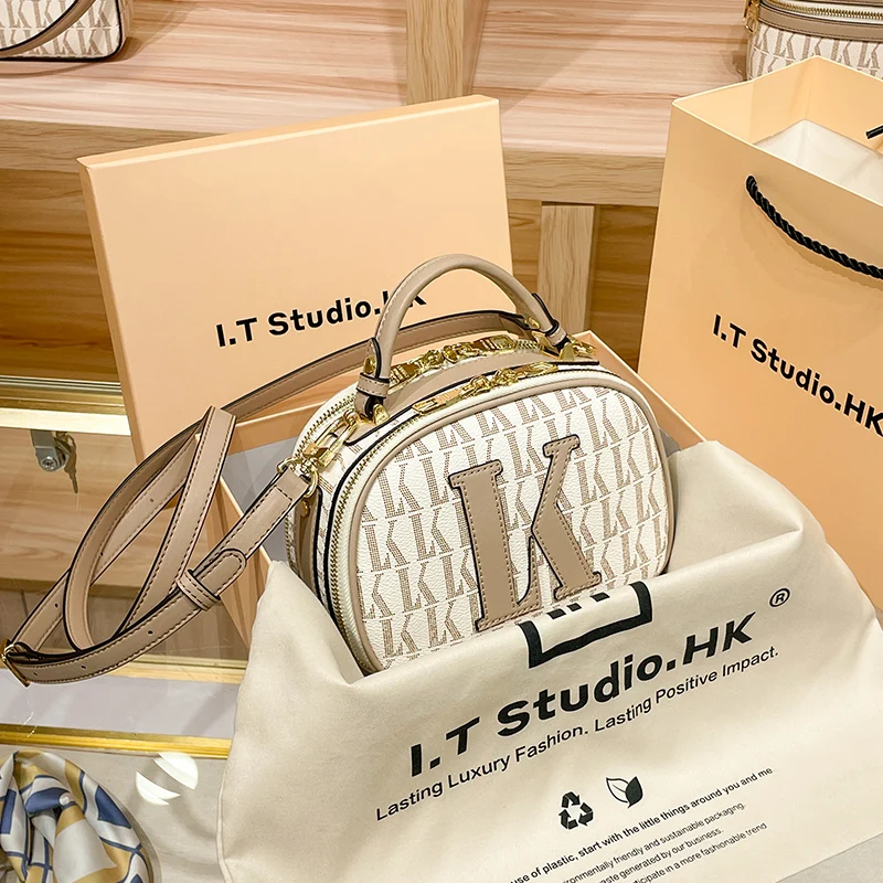 New Fashion Personality Trend Female Luxury Brand High capacity Multilayer Vintage Premium Small Square Camera Crossbody Bag