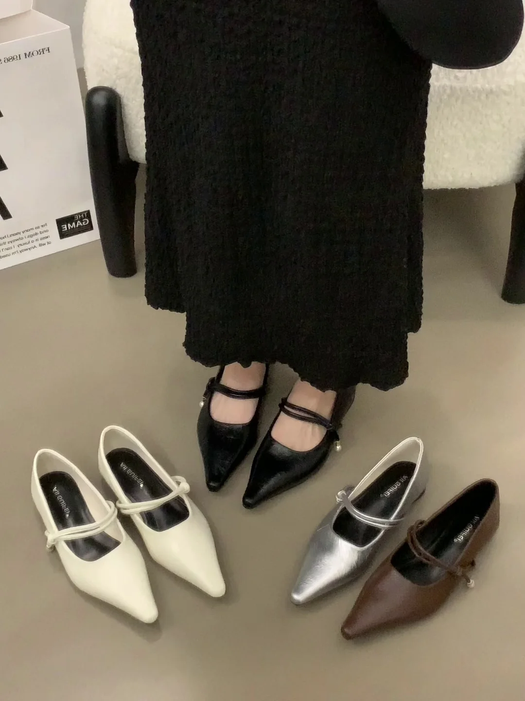 

Женские туфли на плоской подошве, искусственная кожа, заостренный носок, мягкие с закрытым носком, модные повседневные кроссовки, оксфорды, платье, натуральная кожа, новинка 2024