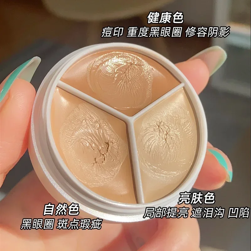 sweet mint three-color concealer covers spots, acne marks, dark circles, and grooming foundation does not take off makeup. 2