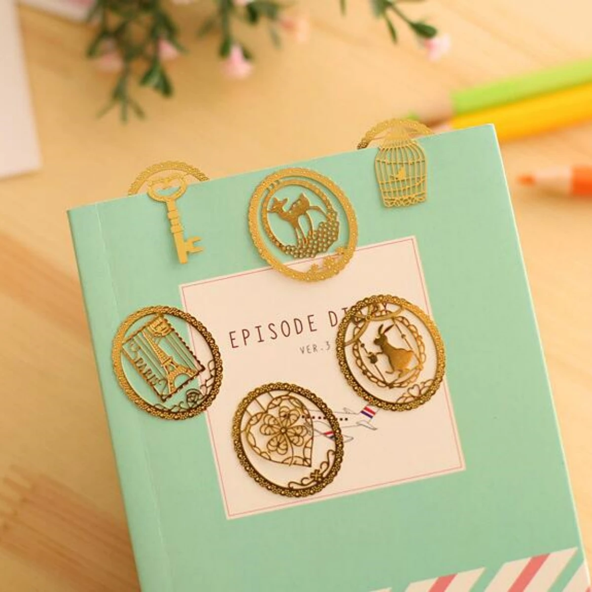 Metal Bookmark Animal Bookmark Bookmarks Stationery Supplies 7 pcs/lot Creative Animal Mini Metal Pendant