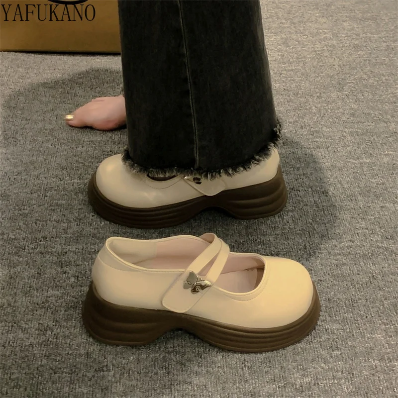 

Retro Mary Jane Small Leather Shoes British Style Thick Sole Shallow Mouth Buckle Strap Single Shoes Platform High Heels