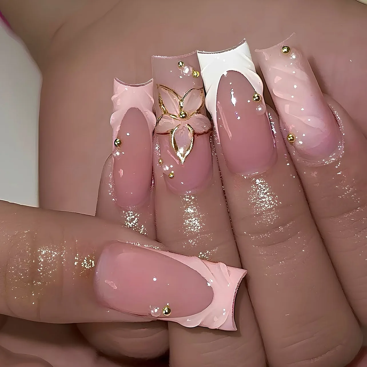 Summer Blossom 3D Pearl Water Ripple False Nails Set