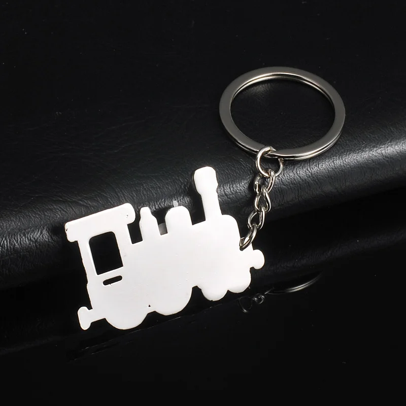 Beach Locomotive Metal Keychain – Fashionable Zinc Alloy Key Chain Bag Accessory, Street Style Design