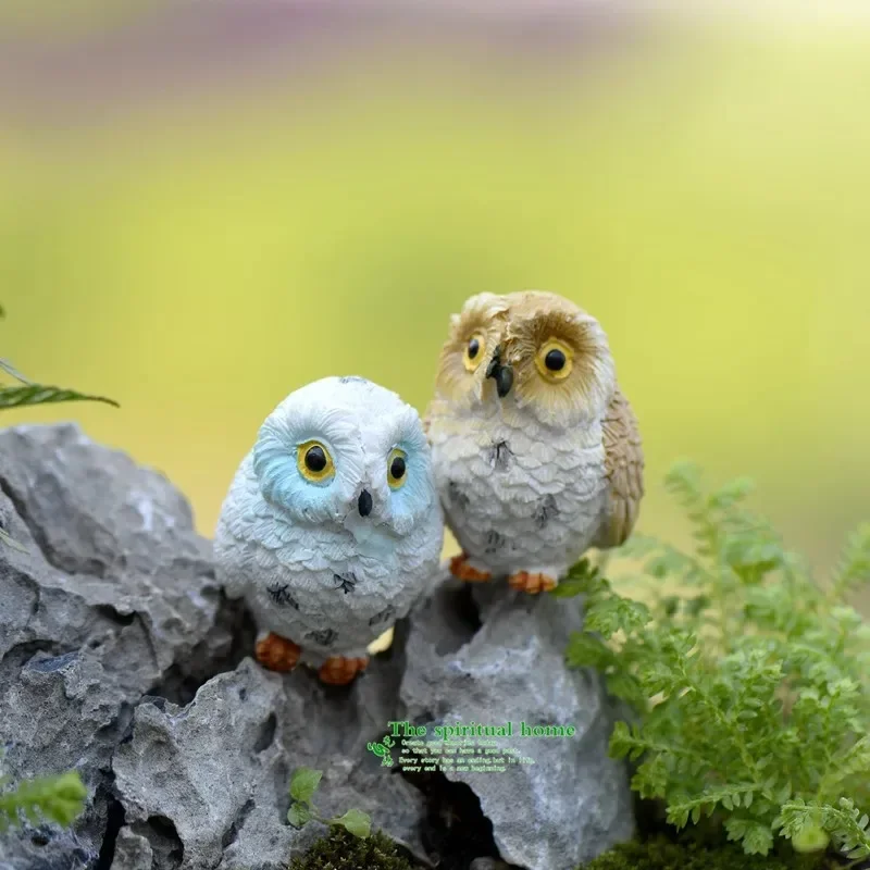 Miniature Owl Figurine Resin Decorative Ornament for Moss Micro Landscape Living Room Decor Figurines & Miniatures